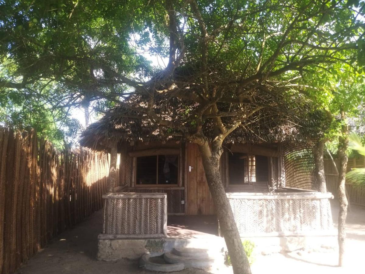 Pangani Ushongo Beach Bandas מראה חיצוני תמונה